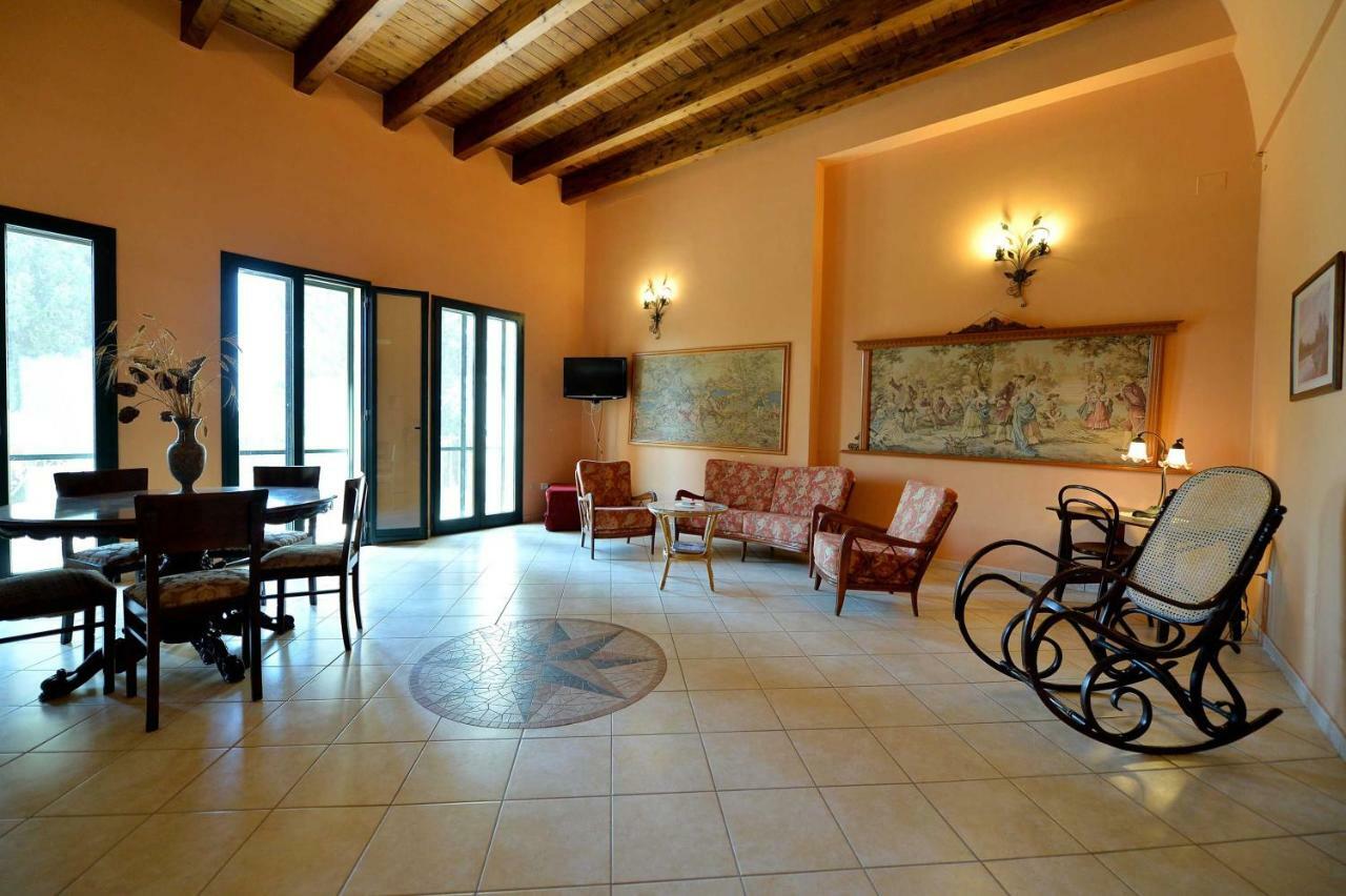 Agriturismo Santa Chiara Alezio Εξωτερικό φωτογραφία